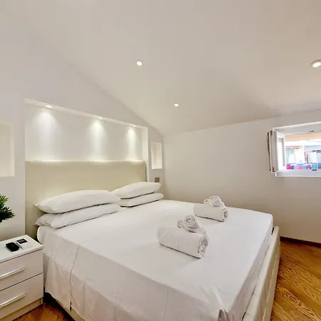 Homeholidaysanremo - Luxe & Glamour Room photo